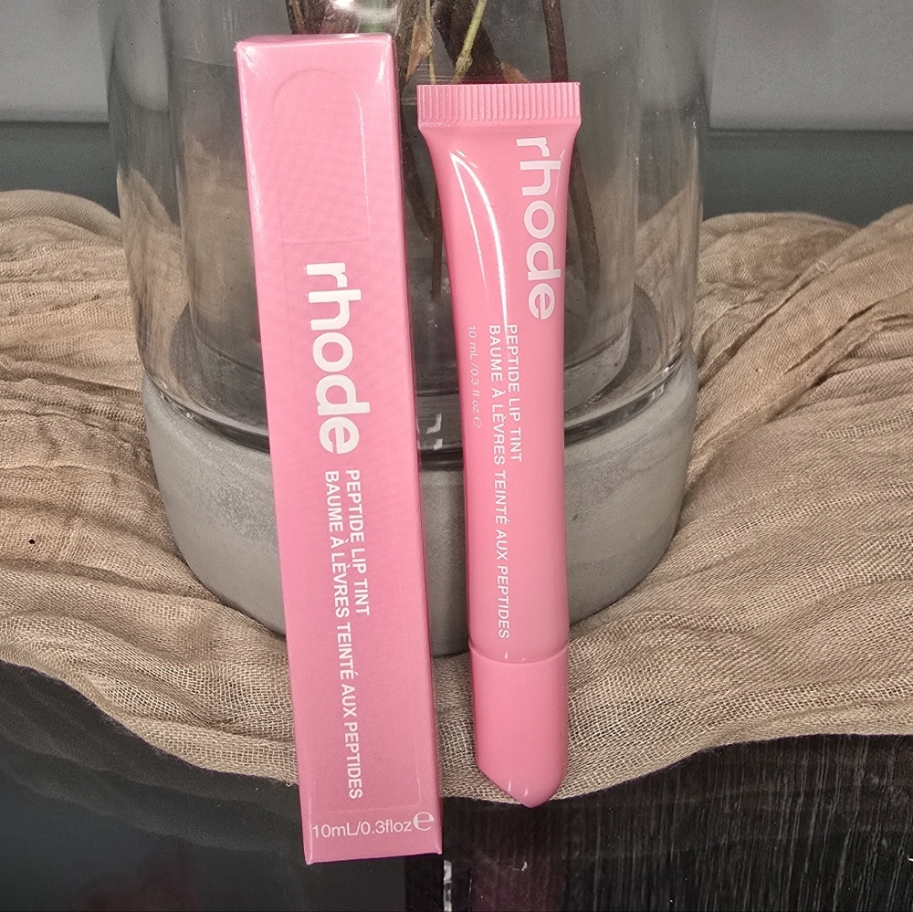 Rhode Peptide Lip Ribbon